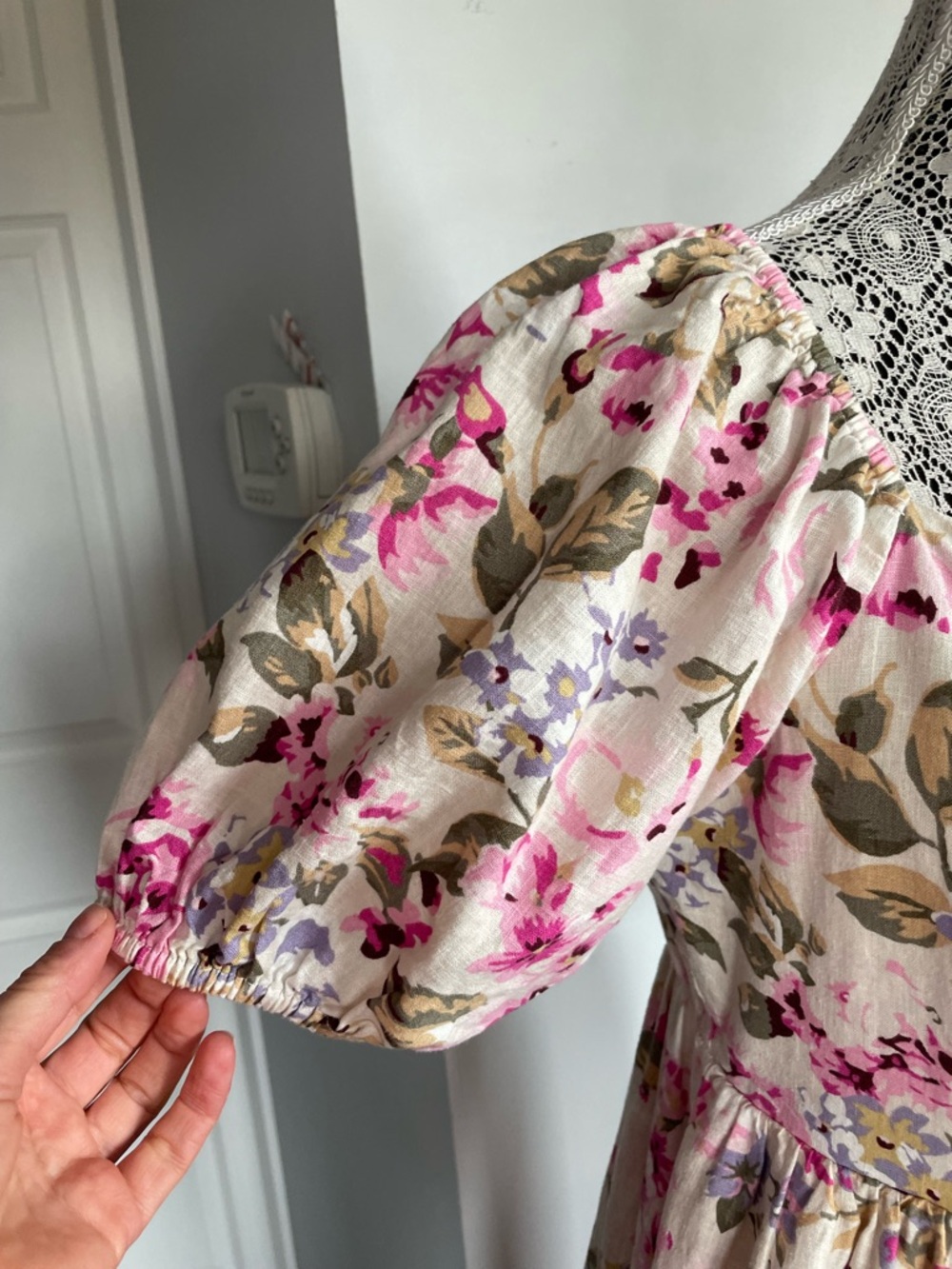 Cottagecore Cotton Linen Puff Sleeve Tiered Floral Sleeve Midi Dress. Small - Picture 3 of 7